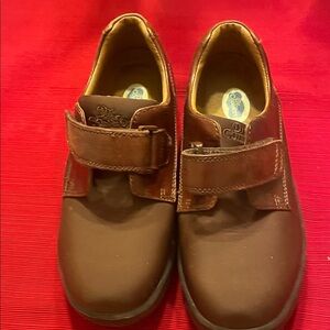 Brown women’s Shoes